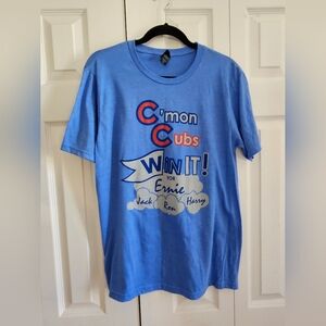 NWOT Rare Chicago Cubs Tee